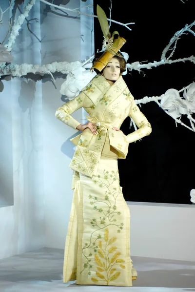 Look 11